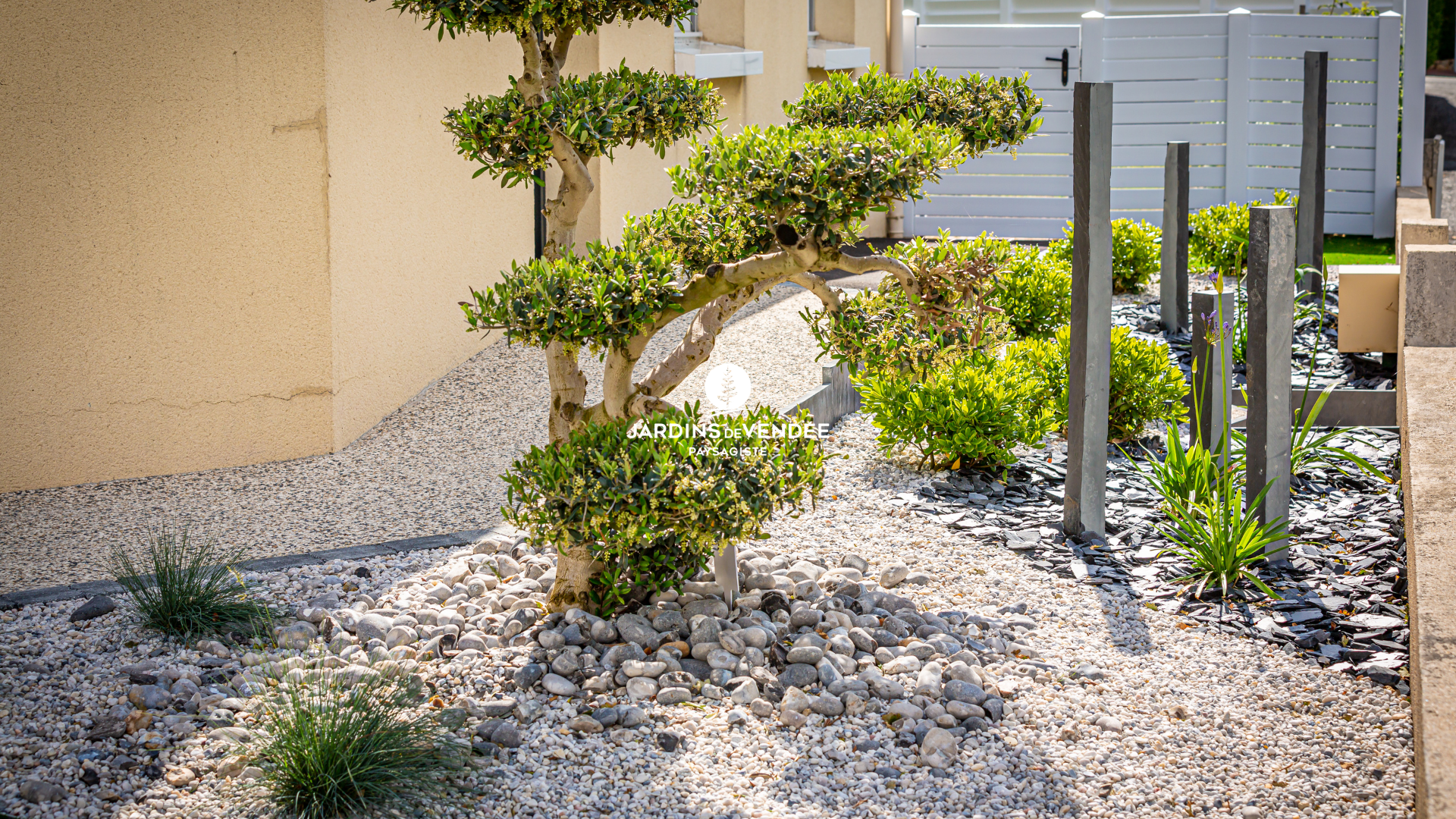 découvrez nos conseils et solutions pour un aménagement extérieur réussi, alliant esthétique et fonctionnalité pour sublimer votre jardin et vos espaces extérieurs.