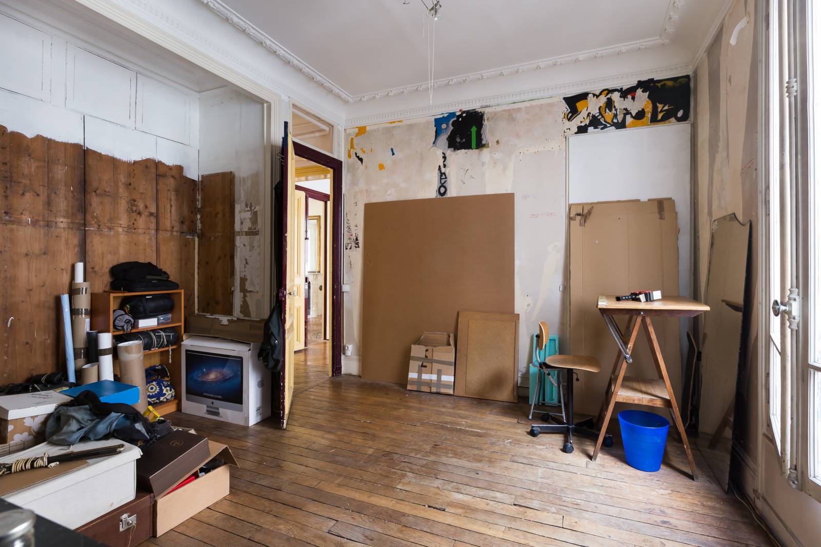 découvrez un appartement à rénover situé dans le quartier prisé du paris 5ème, offrant un fort potentiel pour créer votre espace de vie idéal en plein cœur de la capitale.