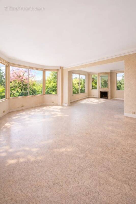 découvrez des appartements à rénover dans le nord de paris, idéals pour investissement ou résidence personnalisée. opportunités uniques à saisir dès maintenant.