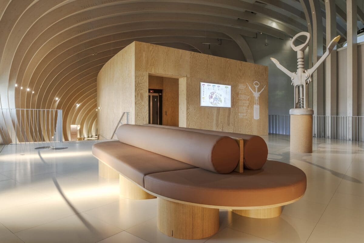 découvrez un architecte d'intérieur à bordeaux en 2025, spécialisé dans la création d'espaces modernes et fonctionnels qui reflètent votre style unique.