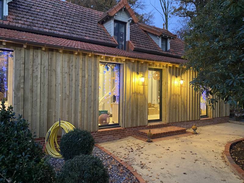 découvrez un artisan spécialisé en extension de maison pour agrandir votre espace de vie avec qualité et expertise.