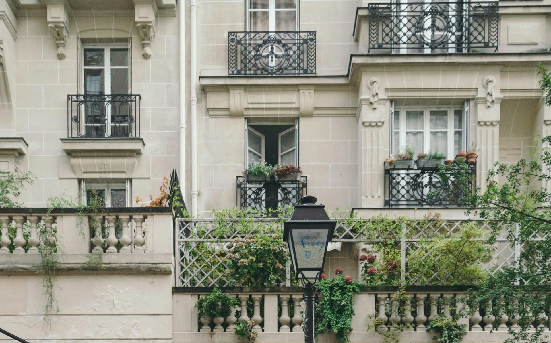 découvrez nos astuces pratiques pour dénicher un bien à rénover à paris en 2025 et réussir votre investissement immobilier.