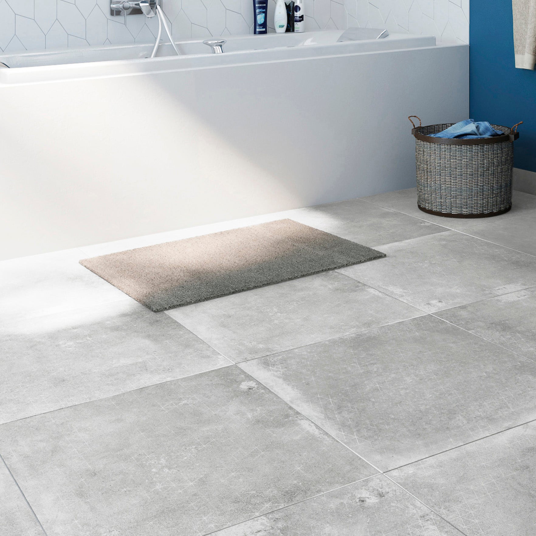 découvrez comment choisir le revêtement de sol idéal pour votre salle de bains : conseils, matériaux adaptés et astuces pour allier esthétique et praticité.