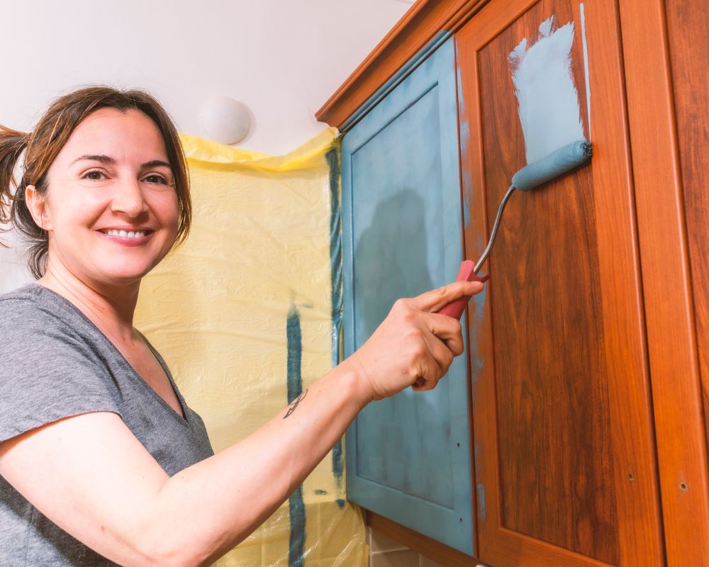 découvrez les meilleures couleurs pour repeindre votre cuisine et lui donner un nouveau souffle. conseils et idées pour choisir la teinte idéale selon votre style et l'ambiance souhaitée.