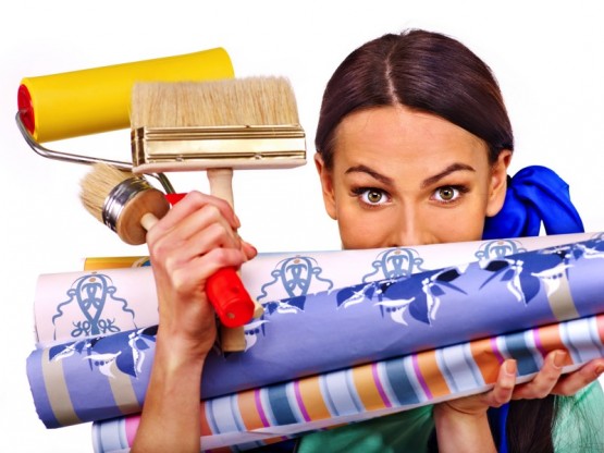 découvrez le coût de la pose de papier peint, les tarifs moyens, et des conseils pour bien budgétiser vos travaux de décoration intérieure.