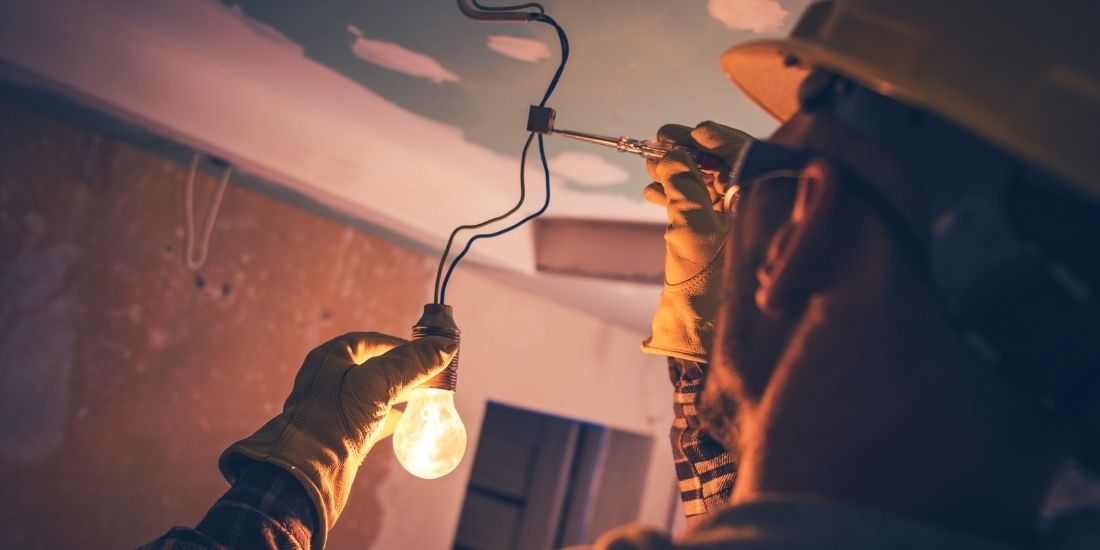 découvrez le coût moyen de la rénovation de plomberie au m², avec des conseils pour budgétiser efficacement vos travaux et optimiser vos dépenses.