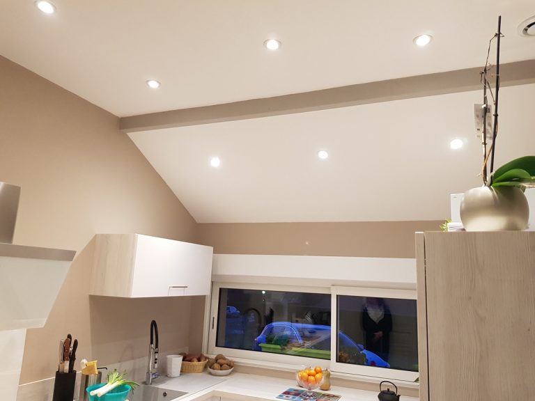 découvrez le coût de la transformation d'un garage en cuisine, avec conseils et estimation des dépenses pour réussir votre projet de rénovation.