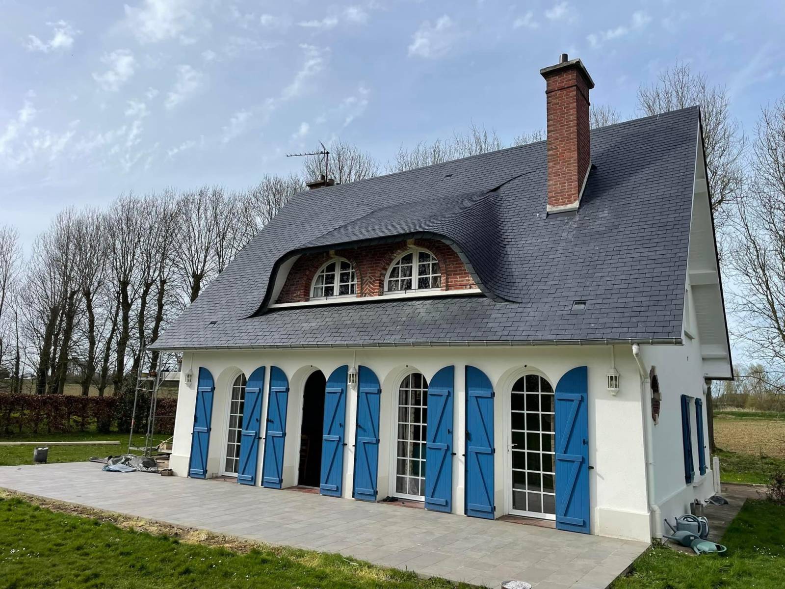 découvrez nos couvreurs au havre, experts en toiture, garantissant qualité et savoir-faire pour la protection et la beauté de votre maison.