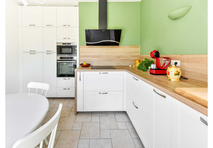 cuisine sur mesure pourquoi un menuisier 1 3 découvrez pourquoi faire appel à un menuisier pour une cuisine sur mesure garantit qualité, personnalisation et savoir-faire artisanal adapté à vos besoins.