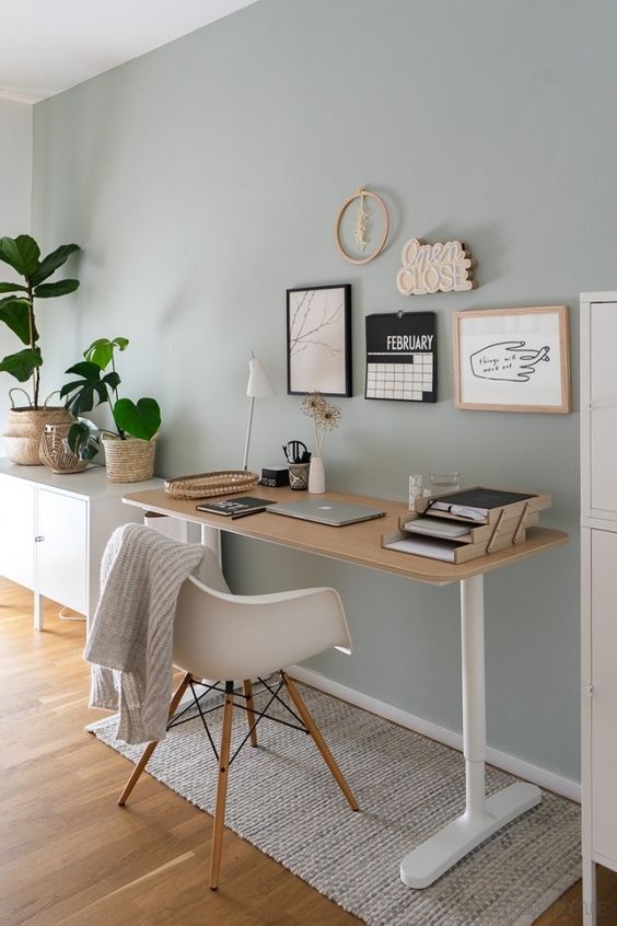 découvrez des idées et astuces pour embellir votre espace de travail avec une déco bureau tendance et fonctionnelle.