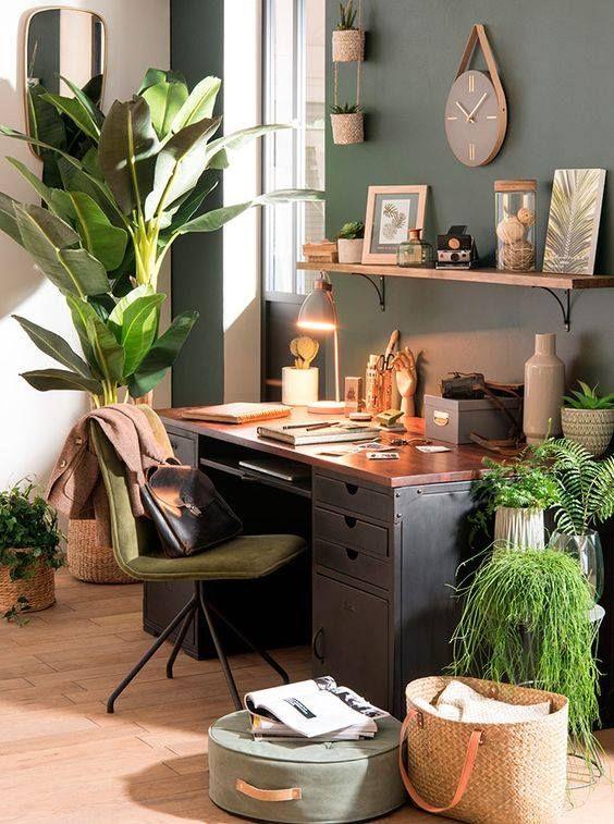 découvrez des idées inspirantes et astuces pour une déco bureau alliant fonctionnalité et style, afin d'optimiser votre espace de travail avec élégance.