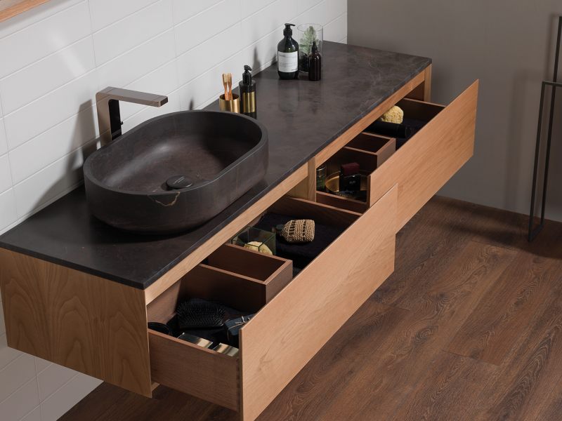 découvrez des astuces pratiques et élégantes pour décorer une petite salle de bain et optimiser l'espace avec style.