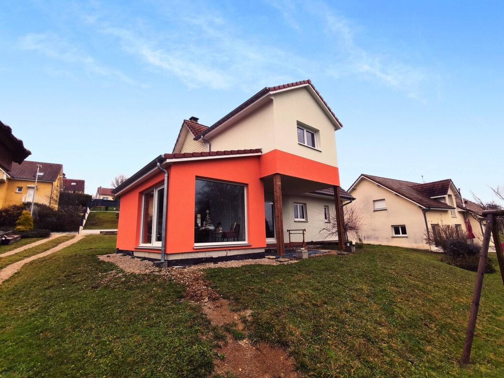 duree extension maison 1 découvrez combien de temps prend l'extension d'une maison, les étapes clés du chantier et les facteurs influençant la durée des travaux.