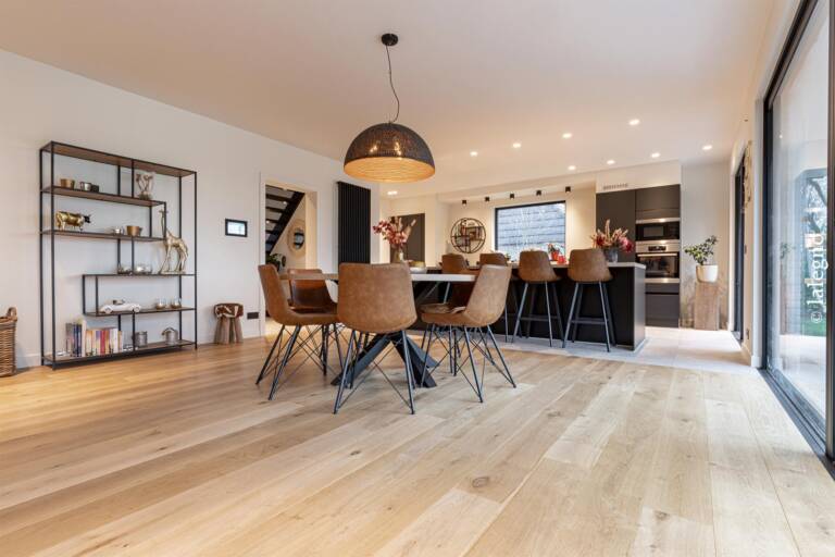 obtenez une estimation précise et rapide de votre parquet. service professionnel pour évaluer le coût de pose, réparation ou rénovation de parquet en fonction de vos besoins.