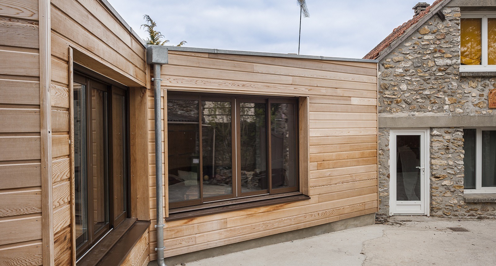 découvrez nos extensions bois pas chères, alliant qualité et prix avantageux pour agrandir votre espace de vie avec style et durabilité.