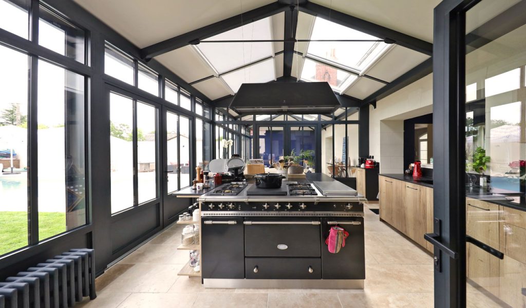 découvrez nos solutions pour une extension maison de 30m², optimisez votre espace de vie avec un aménagement moderne et fonctionnel.