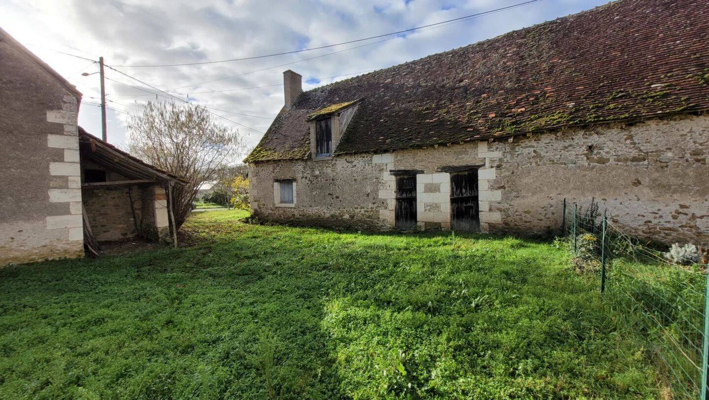 découvrez une ferme à rénover proche du 15e arrondissement de paris, une opportunité idéale pour un projet immobilier unique alliant charme rural et proximité urbaine.
