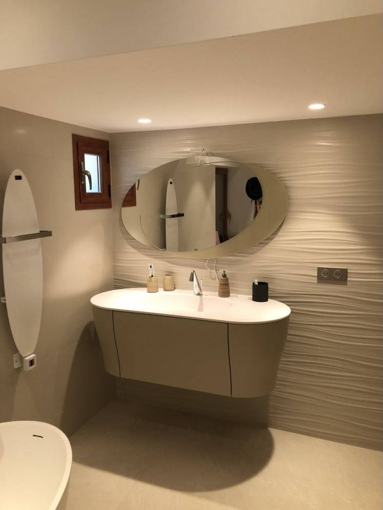 trouvez le meilleur carreleur à valence dans la drôme pour tous vos travaux de pose de carrelage. qualité, savoir-faire et devis personnalisé garantis.