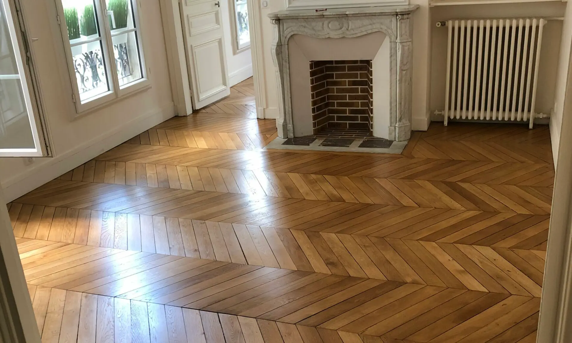 découvrez la parqueterie à paris alliant élégance et savoir-faire exceptionnel pour sublimer vos espaces avec des sols en bois d'exception.