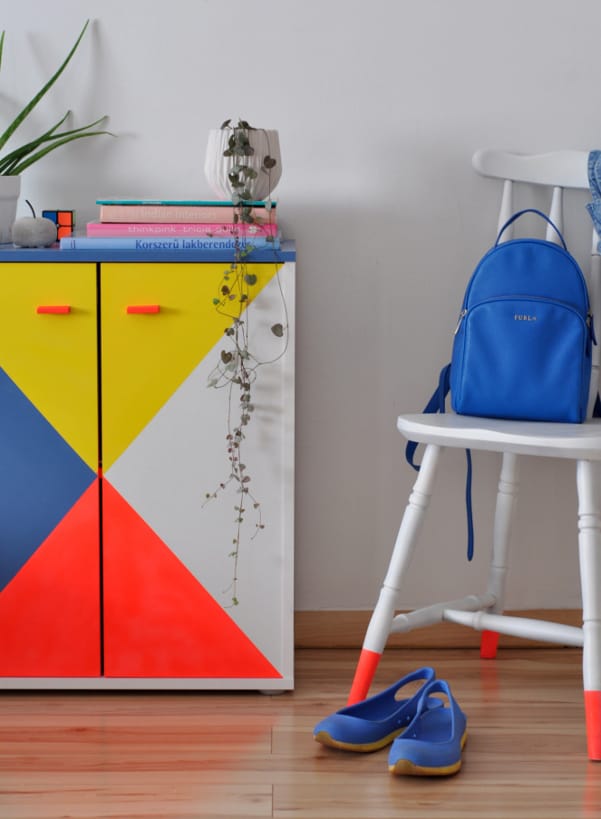 découvrez nos astuces et étapes faciles pour peindre un meuble en mélaminé et lui donner une seconde vie avec un résultat professionnel.