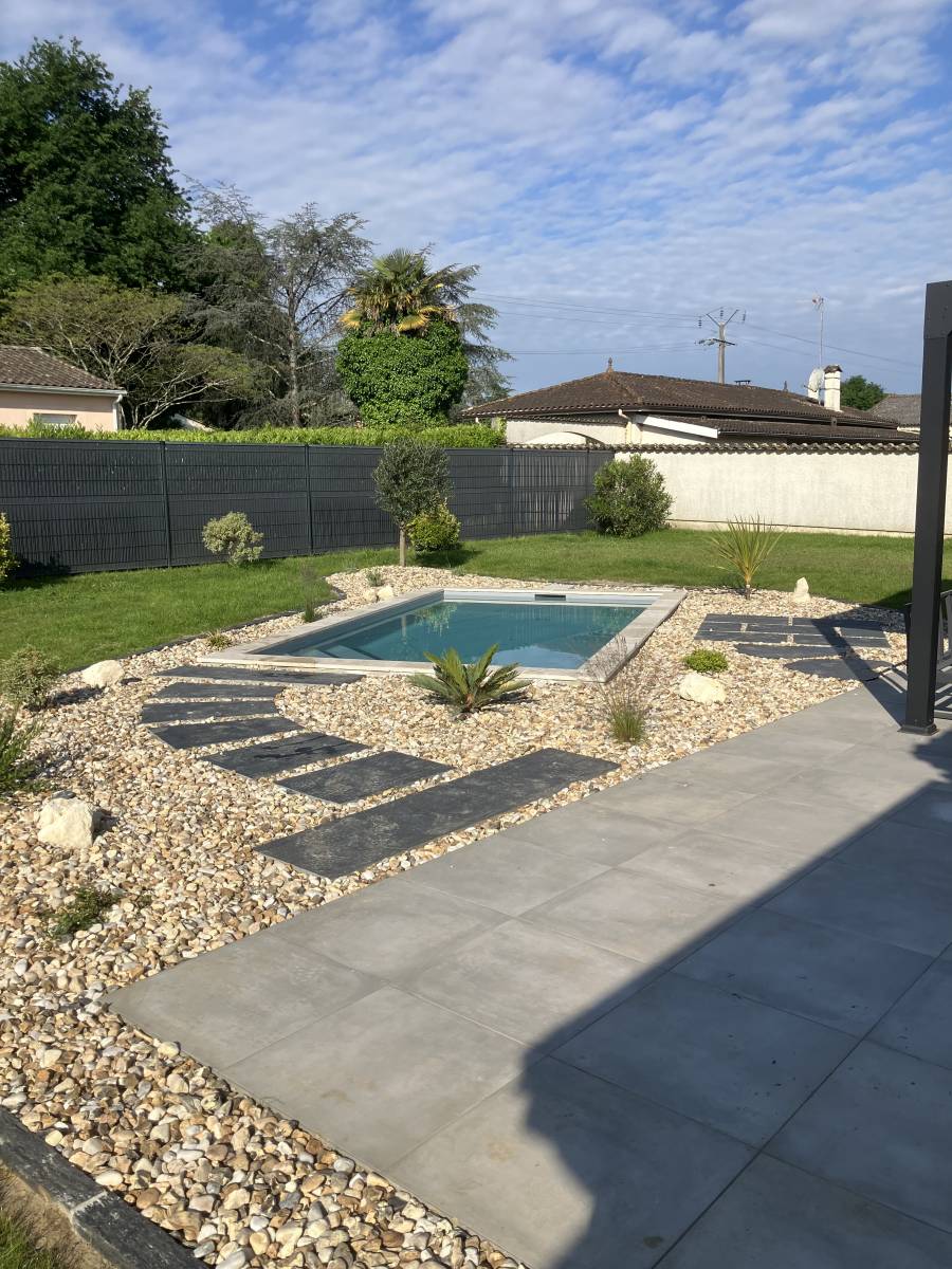 découvrez les prix pour l'aménagement extérieur : conseils, coûts moyens et astuces pour réussir votre projet d'aménagement de jardin, terrasse ou espace extérieur.