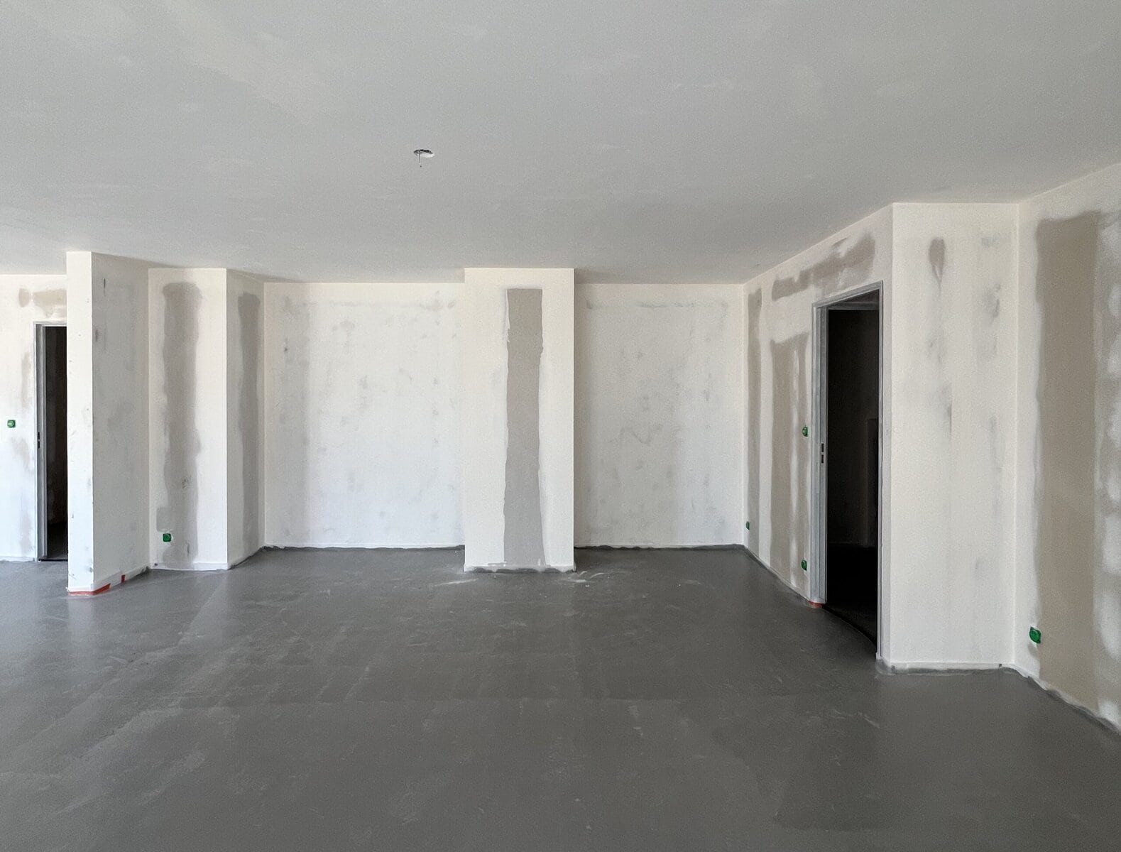 découvrez les tarifs des architectes d'intérieur au m² pour bien planifier votre projet de rénovation ou d'aménagement. obtenez un devis clair et adapté à vos besoins.