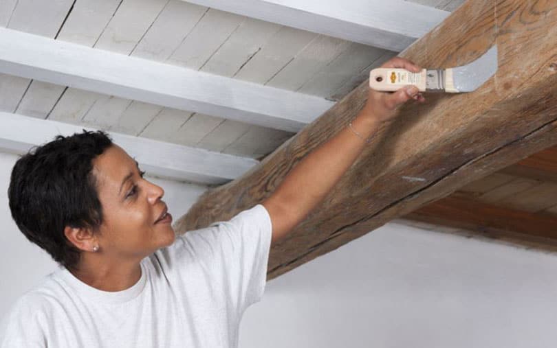 découvrez les tarifs pour la peinture de plafond et de poutres, avec des conseils pour choisir les meilleures options selon votre budget et vos besoins.