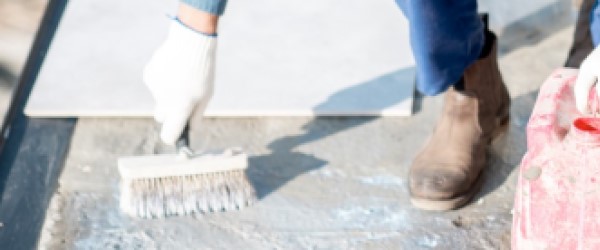 découvrez les tarifs et conseils pour la pose de carrelage extérieur. obtenez un devis précis pour l'installation de carrelage résistant et esthétique dans votre jardin ou terrasse.