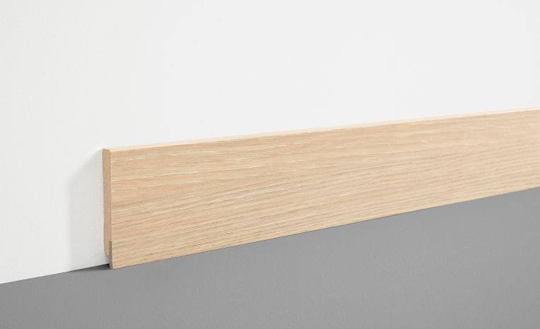 découvrez les tarifs pour la pose de plinthes de parquet, conseils pour choisir, et estimation des coûts selon les matériaux et la main-d'œuvre.