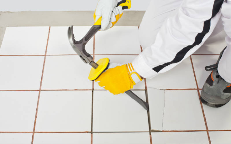 découvrez le prix du remplacement de carreau de carrelage, astuces pour bien choisir et conseils pour réaliser vos travaux au meilleur coût.