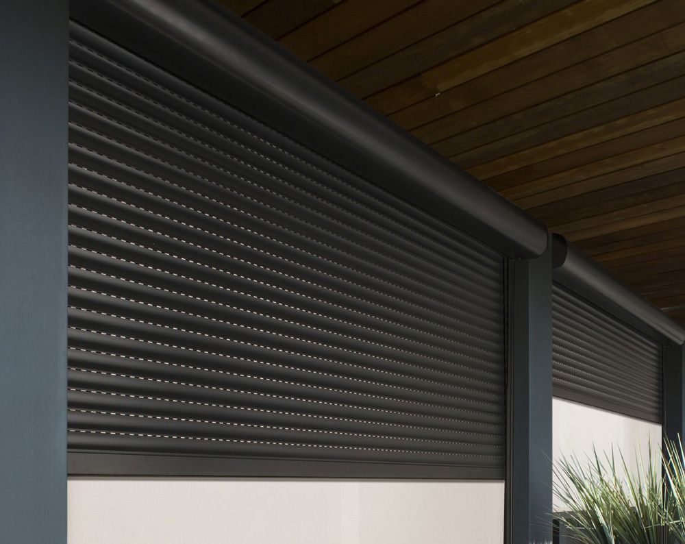 découvrez les prix pour la rénovation de volets roulants et obtenez des conseils pour choisir les solutions les plus adaptées à votre budget et à vos besoins.