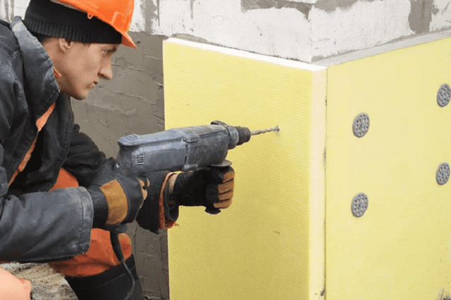 découvrez quand il est nécessaire de refaire l'isolation de votre maison pour améliorer le confort thermique et réaliser des économies d'énergie.