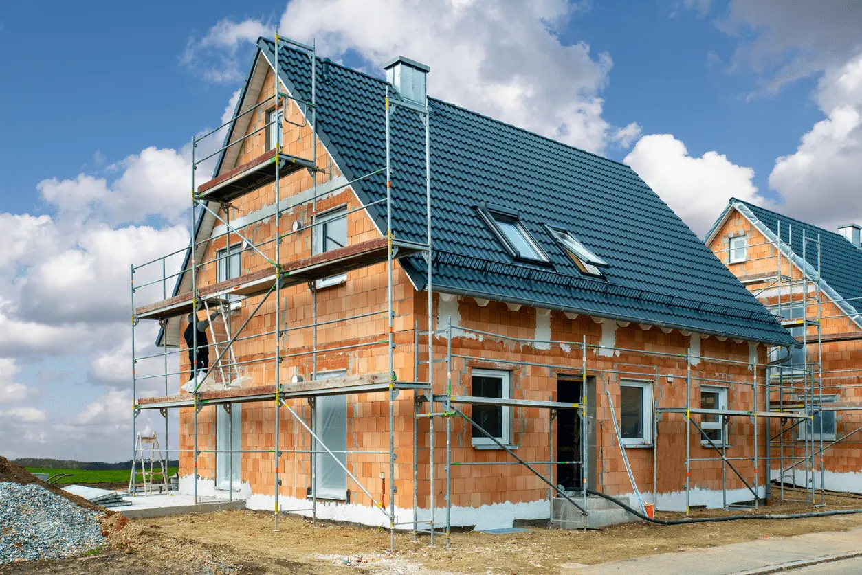 découvrez nos solutions complètes pour la réhabilitation de votre maison, alliant rénovation, modernisation et optimisation de l'espace pour un habitat confortable et durable.