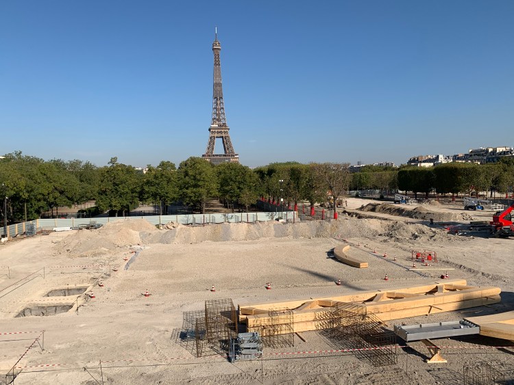 découvrez le projet de rénovation ambitieuse de l'école militaire de paris, prévu pour 2025, alliant modernité et respect du patrimoine historique.