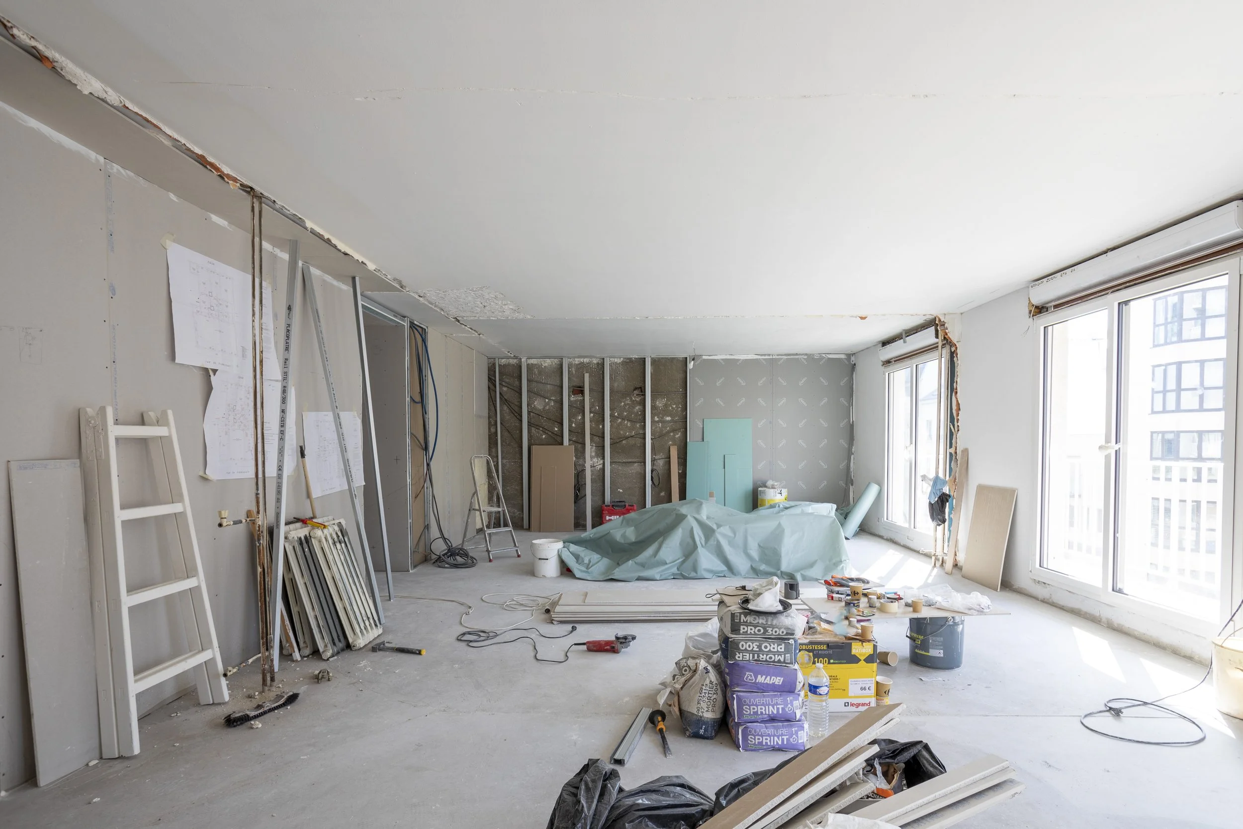 services professionnels de rénovation de bâtiments à paris : qualité, expertise et respect des délais pour transformer vos espaces.