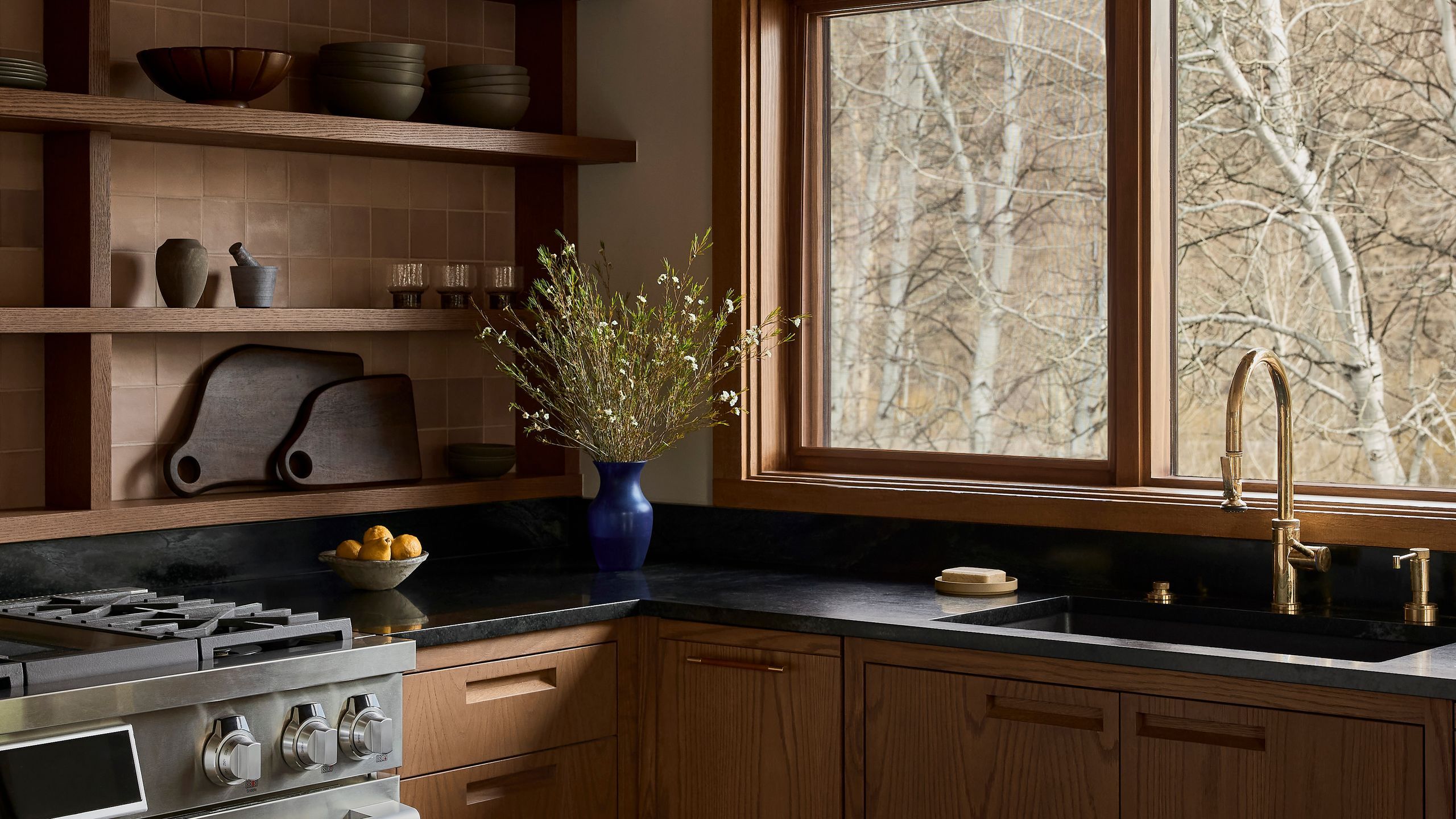 découvrez les conseils clés pour réussir la rénovation de votre cuisine, alliant fonctionnalité et style pour un nouvel espace convivial et moderne.