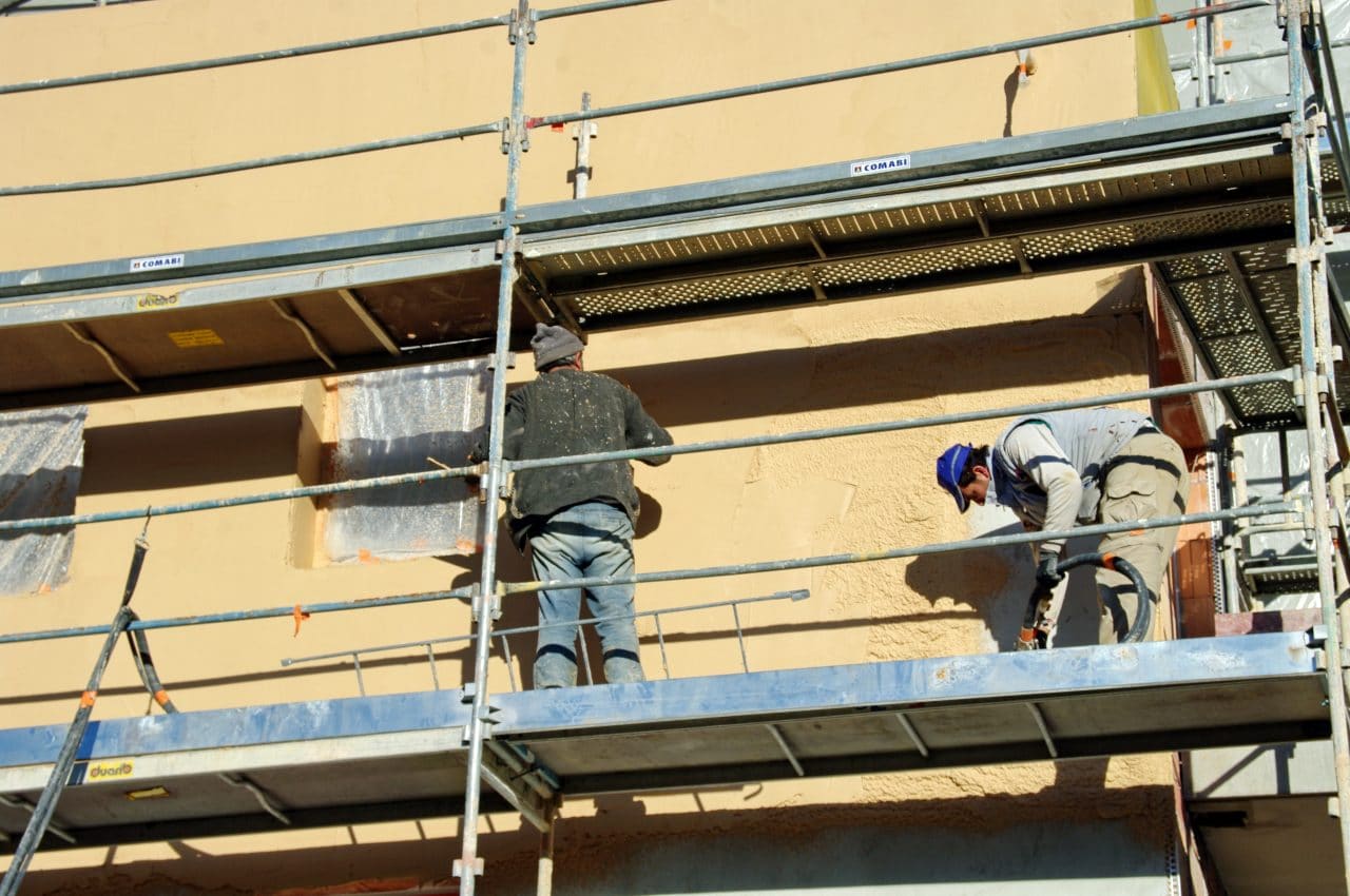 découvrez nos solutions de rénovation de façade béton à paris 20, avec des prix compétitifs proches de bagnolet. qualité et durabilité garanties pour votre façade.