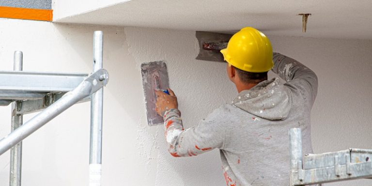 découvrez nos solutions professionnelles pour la rénovation de façade crépi, alliant esthétique et protection durable de votre habitation.