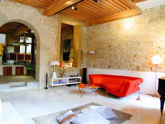 découvrez nos solutions de rénovation intérieure pour maison afin de transformer votre espace de vie avec style et confort. expertise, conseils et qualité au rendez-vous.