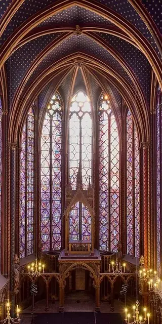 renovation sainte chapelle paris découvrez nos services experts de rénovation pour la sainte-chapelle à paris, alliant respect du patrimoine et techniques modernes pour sublimer ce monument historique.