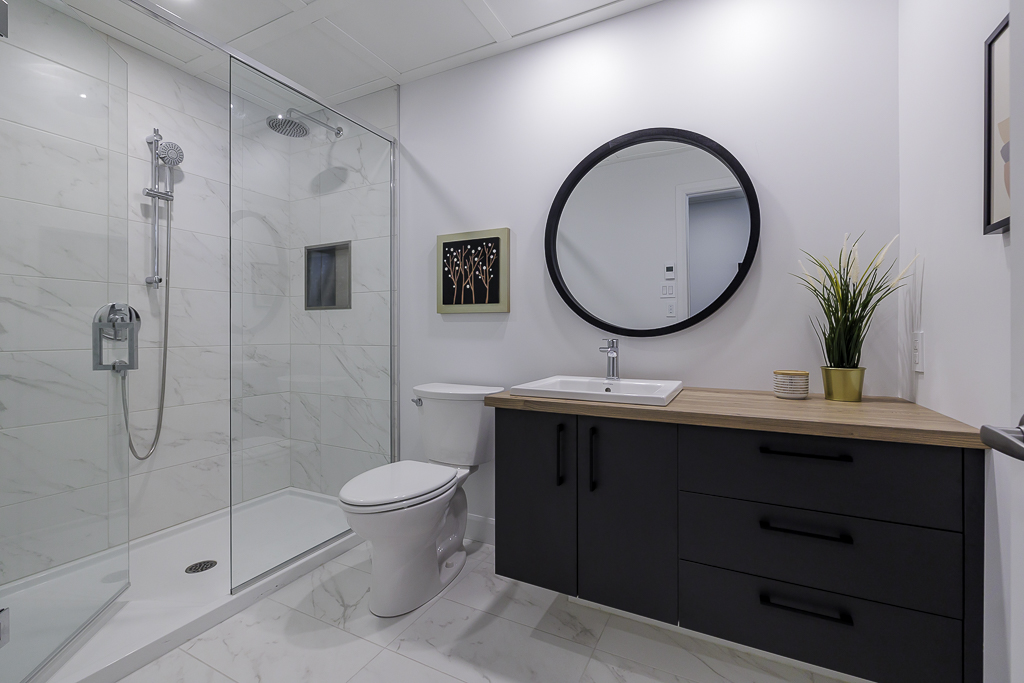 découvrez nos astuces et solutions pratiques pour réussir la rénovation de votre salle de bain. transformez votre espace avec style et efficacité.