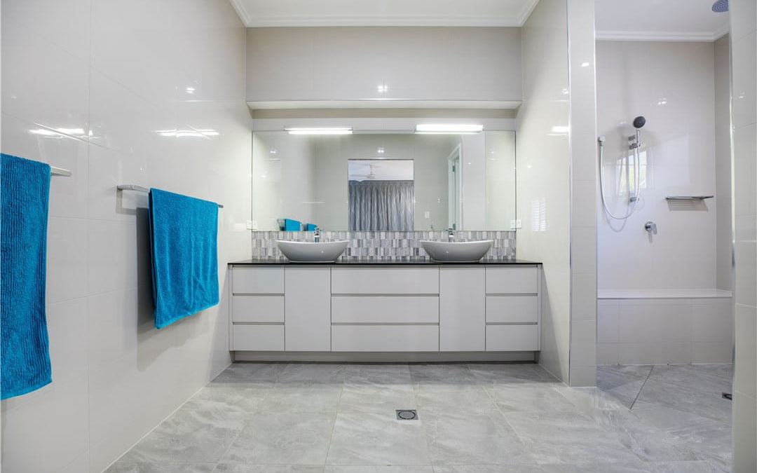 découvrez des solutions économiques pour la rénovation de votre salle de bain, alliant qualité et budget maîtrisé pour un espace moderne et fonctionnel.