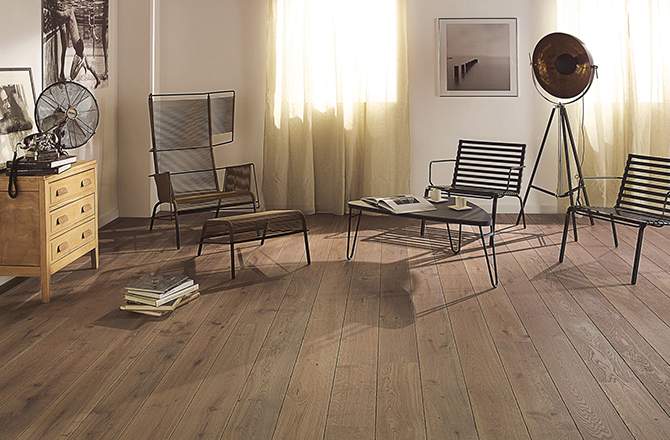 découvrez nos conseils pratiques pour rénover votre parquet flottant et lui redonner tout son éclat. guide complet pour un sol parfaitement rénové.