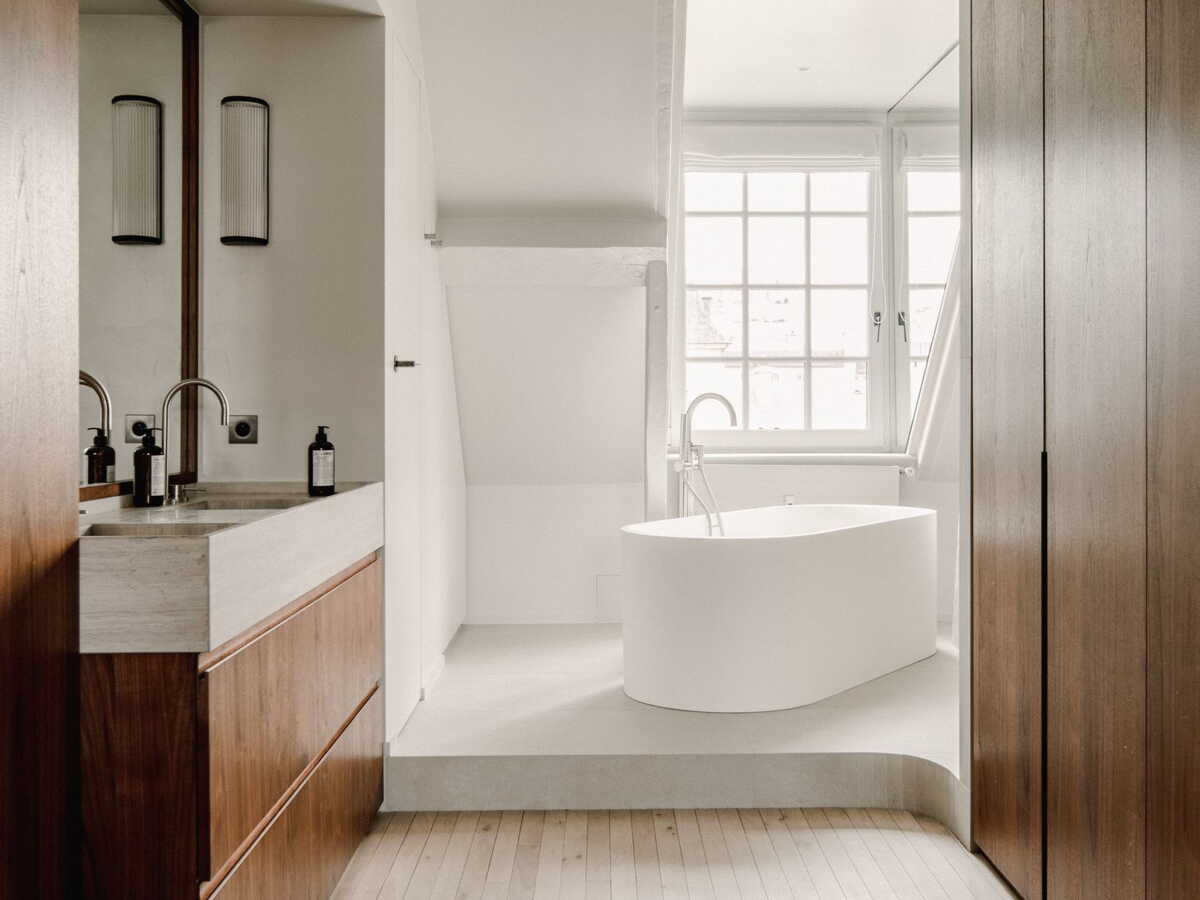 découvrez comment rénover votre salle de bains à paris en 2025 avec des conseils pratiques, des idées modernes et des astuces pour un espace fonctionnel et élégant.