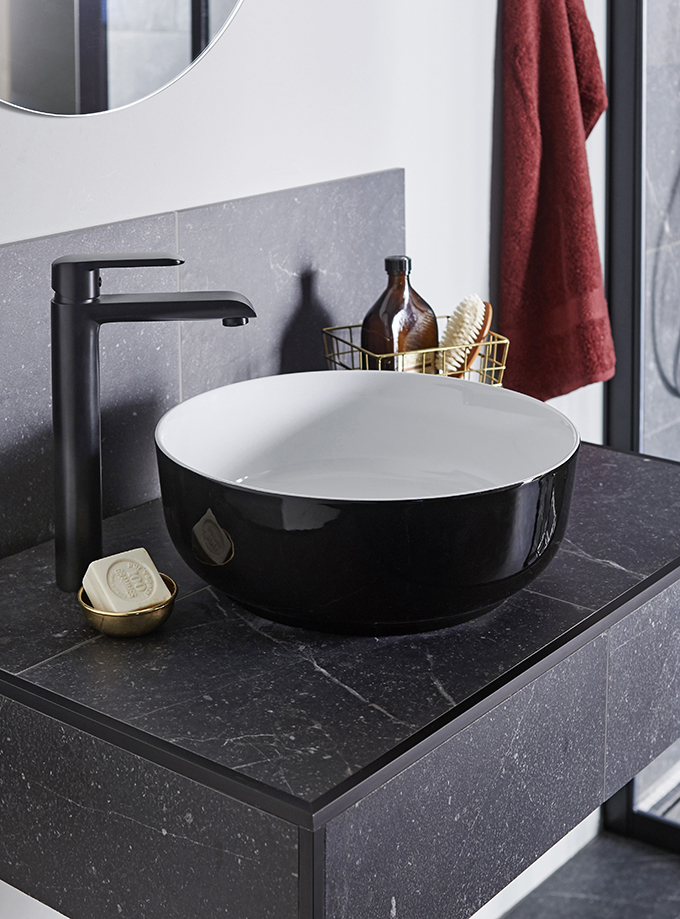 découvrez des conseils modernes pour rénover votre salle de bain à mouy-sur-seine et créer un espace à la fois esthétique et fonctionnel.