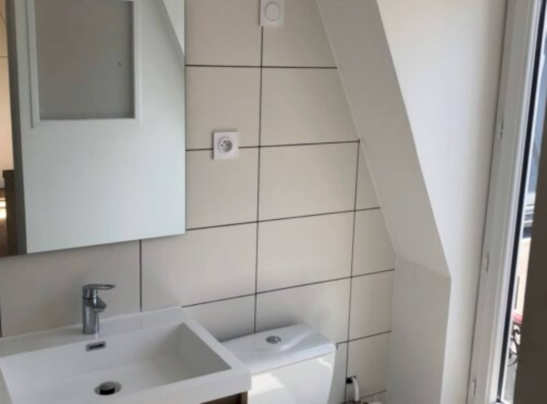 découvrez comment rénover un studio de 20m2, avec des conseils pratiques sur les prix et le budget pour optimiser vos travaux.