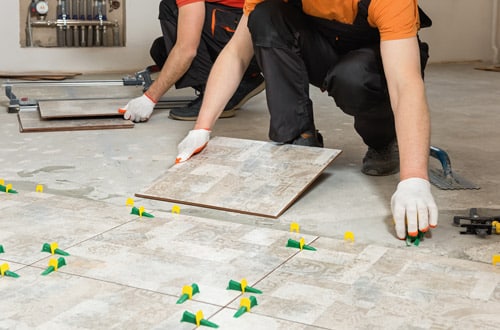 découvrez nos solutions de revêtement de sol adaptées pour poser directement sur du carrelage, alliant praticité et esthétisme pour transformer vos espaces.