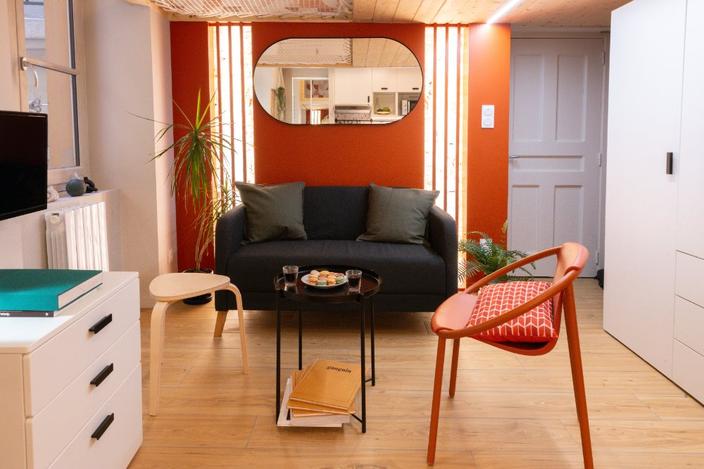 découvrez comment aménager un studio de 18 m² de manière tendance et fonctionnelle pour optimiser chaque centimètre d'espace.