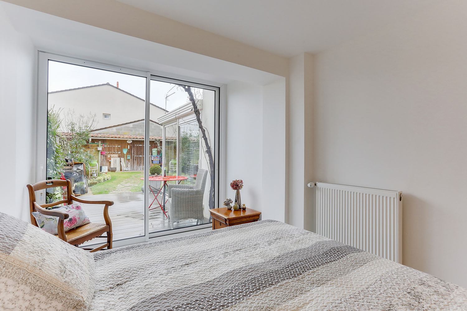 découvrez comment transformer votre garage en un espace tendance et fonctionnel grâce à nos idées de rénovation modernes et élégantes.