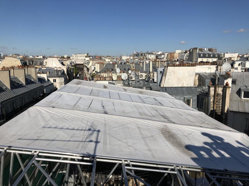 expert en travaux de toiture après surélévation à paris 20, nous assurons l'étanchéité, l'isolation et la rénovation pour votre habitation.